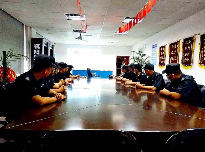 襄陽安保禮儀到底有沒有必要？聽說保安素質(zhì)都很低下？錯(cuò)！大錯(cuò)特錯(cuò)！