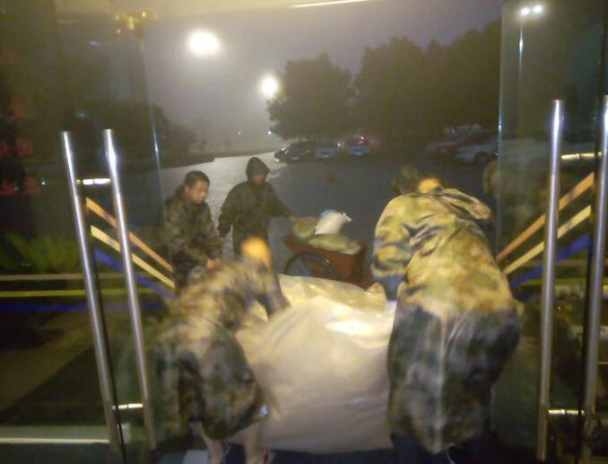 襄陽安保人員不應(yīng)該出現(xiàn)哪些行為？湖北獵鷹保安公司為你介紹！